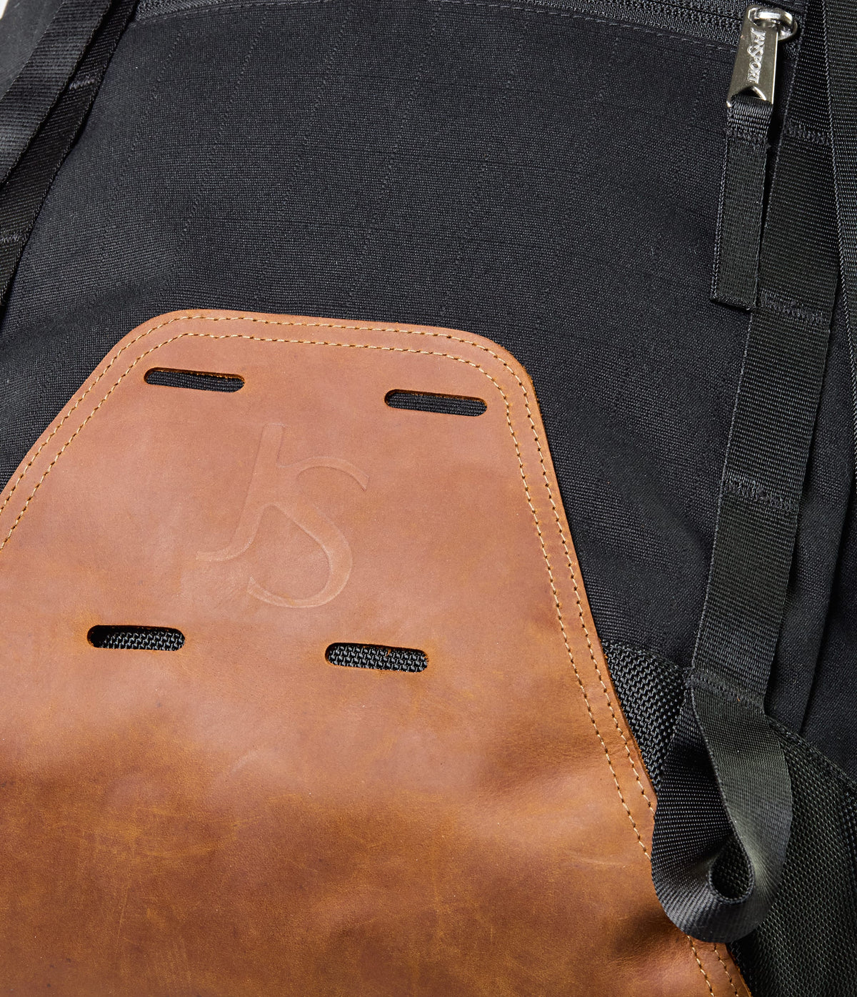 CRUISER RUCKSACK BLACK
